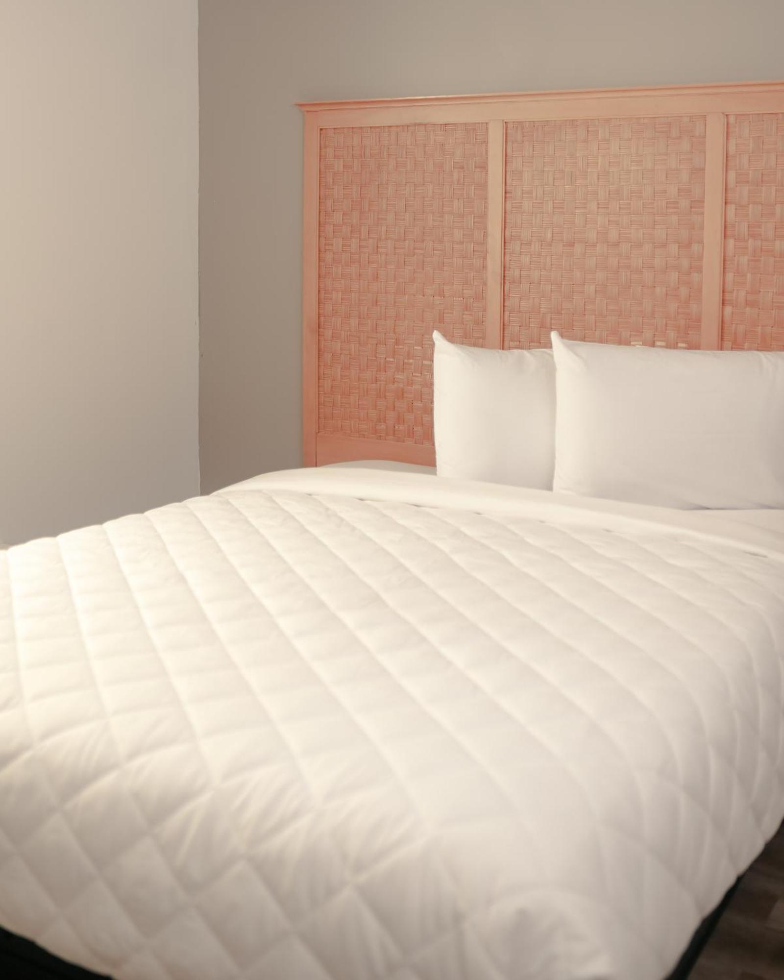 Southern Breeze Ocean Front Hotel 默特尔比奇 外观 照片