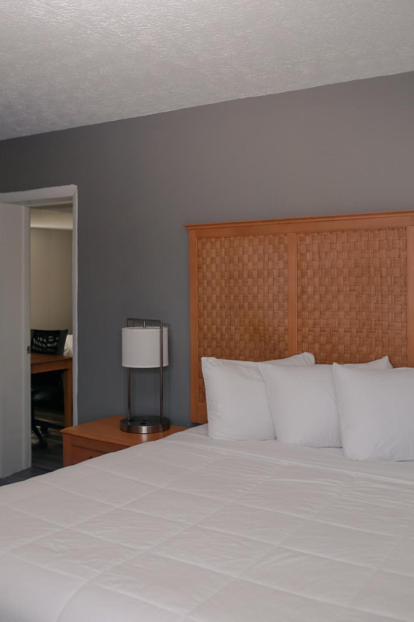 Southern Breeze Ocean Front Hotel 默特尔比奇 外观 照片