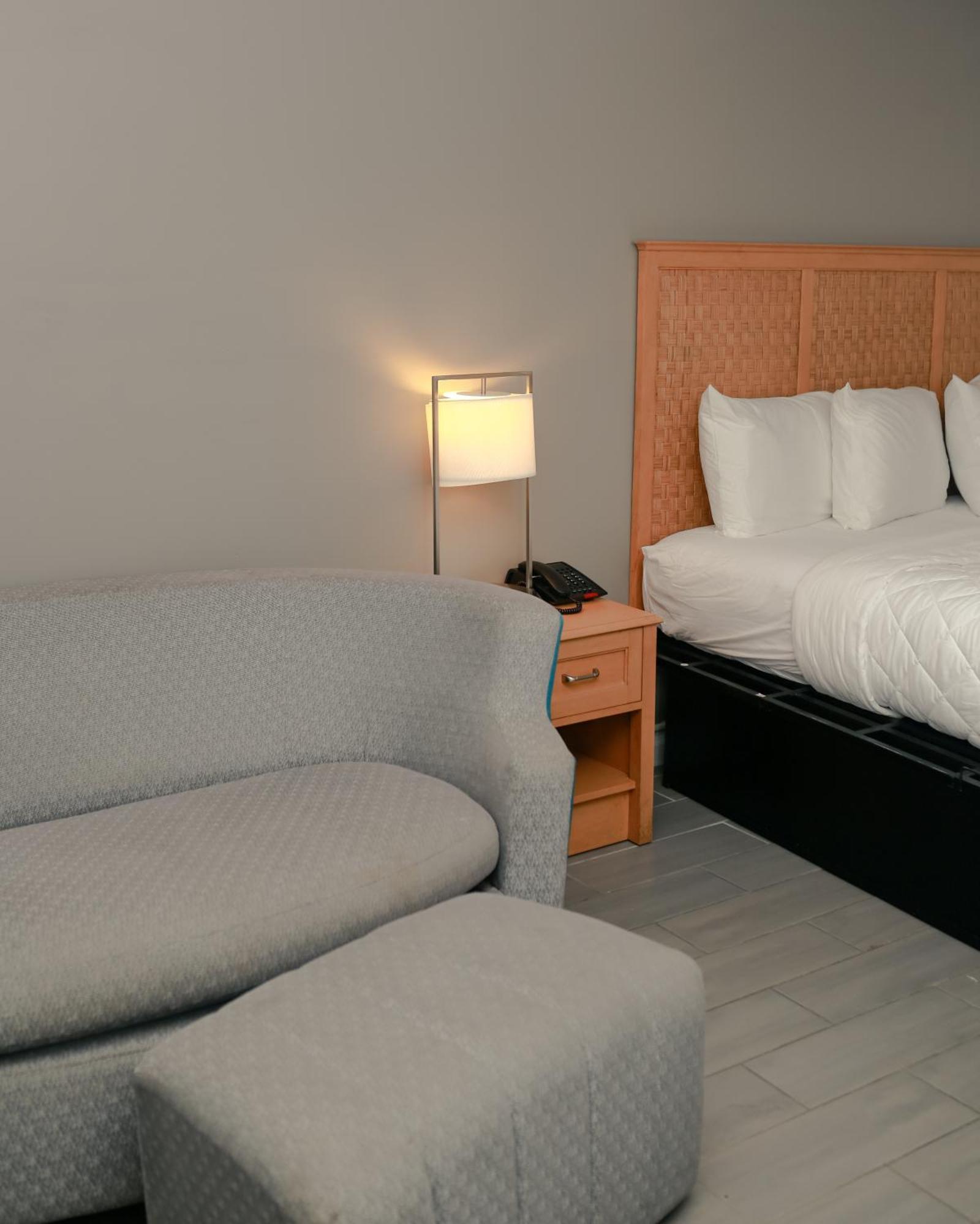 Southern Breeze Ocean Front Hotel 默特尔比奇 外观 照片
